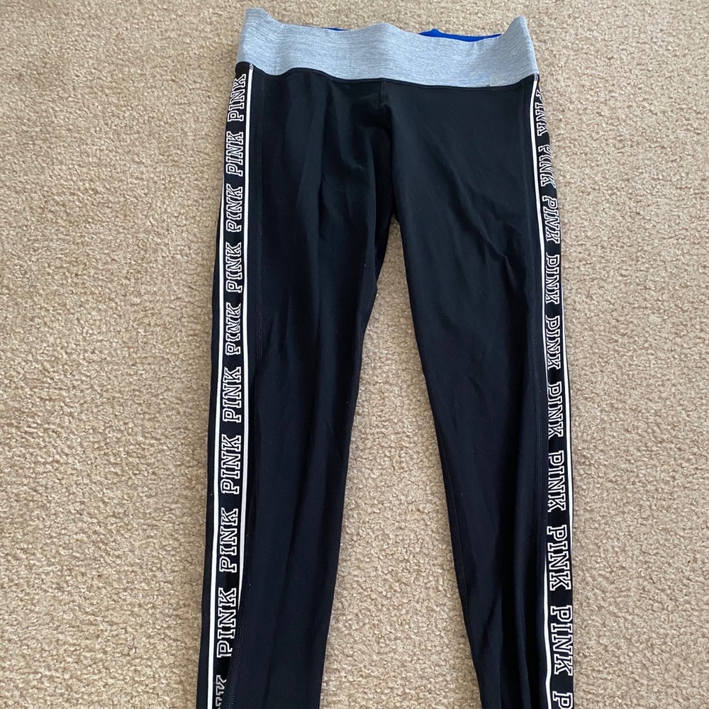 VS Pink Reversible Leggings